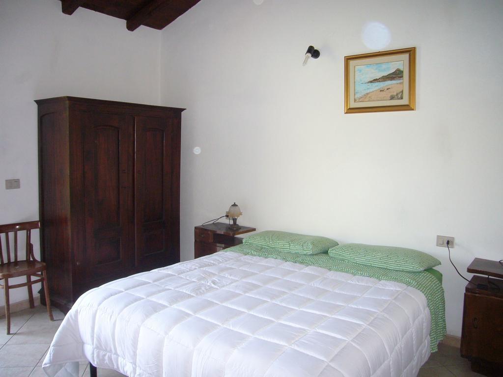 Su Trabi B&B Fluminimaggiore Pokoj fotografie