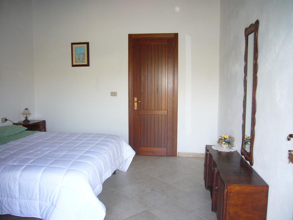 Su Trabi B&B Fluminimaggiore Pokoj fotografie
